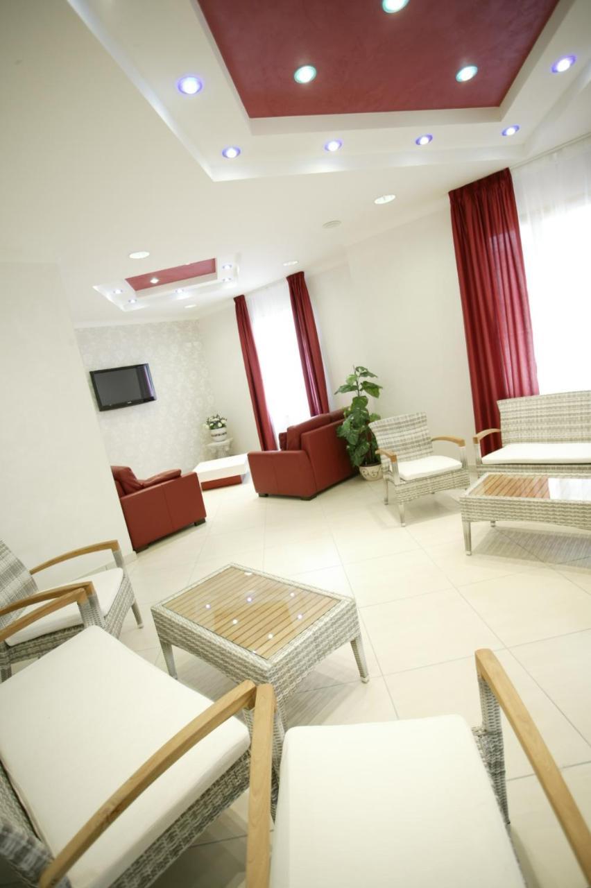 Hotel Le Lune Gatteo a Mare Buitenkant foto