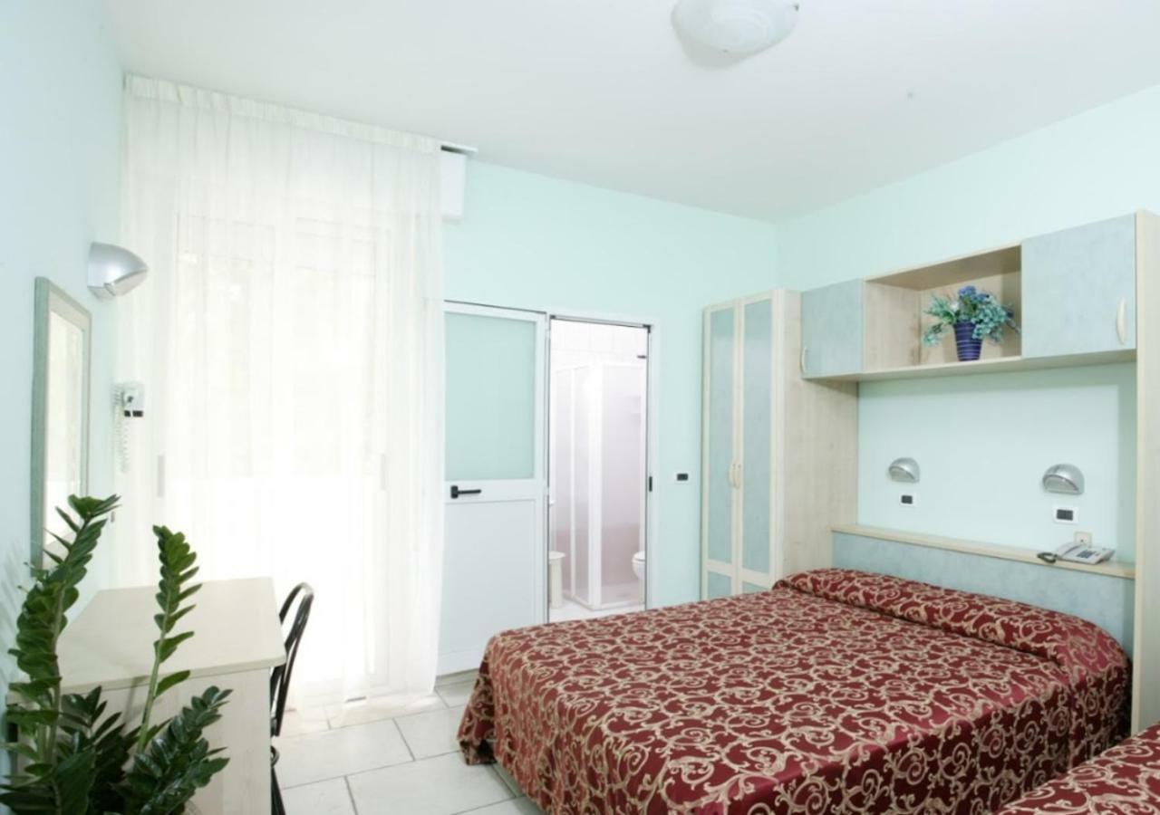 Hotel Le Lune Gatteo a Mare Buitenkant foto